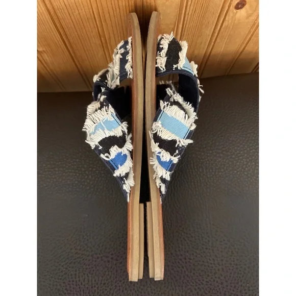 TOMS Viv sandals blue fringe Sandal Sz 8.5 - Picture 4 of 8